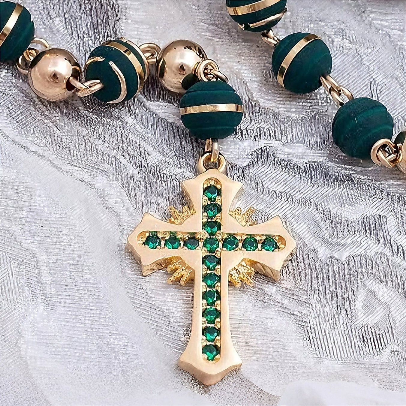 Camandula Cruz Esmeralda Sagrada - C#823035