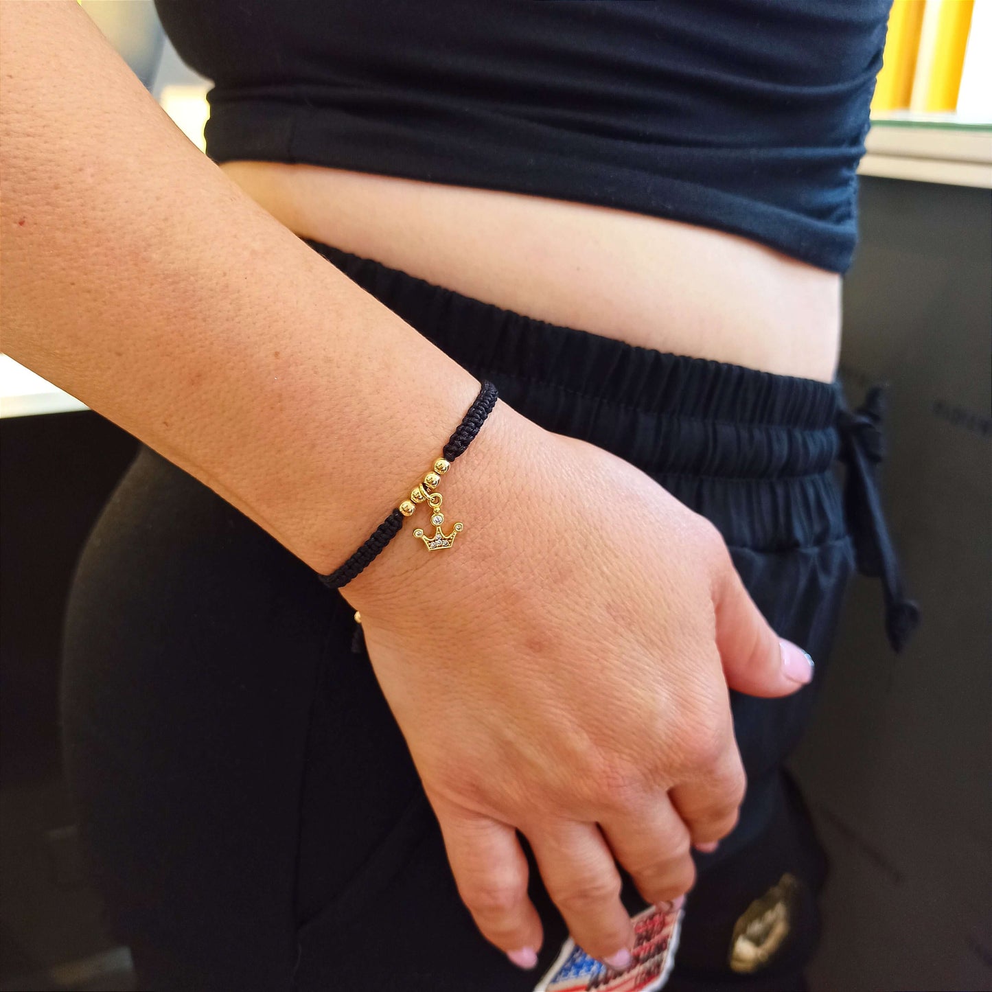 Manilla Reina con Balines y Corona - M23060