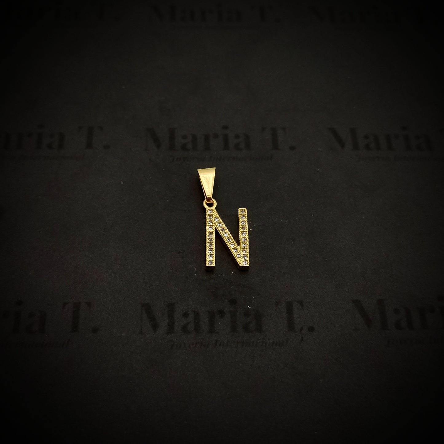 Dije Letra N con Brillantes - J24360N