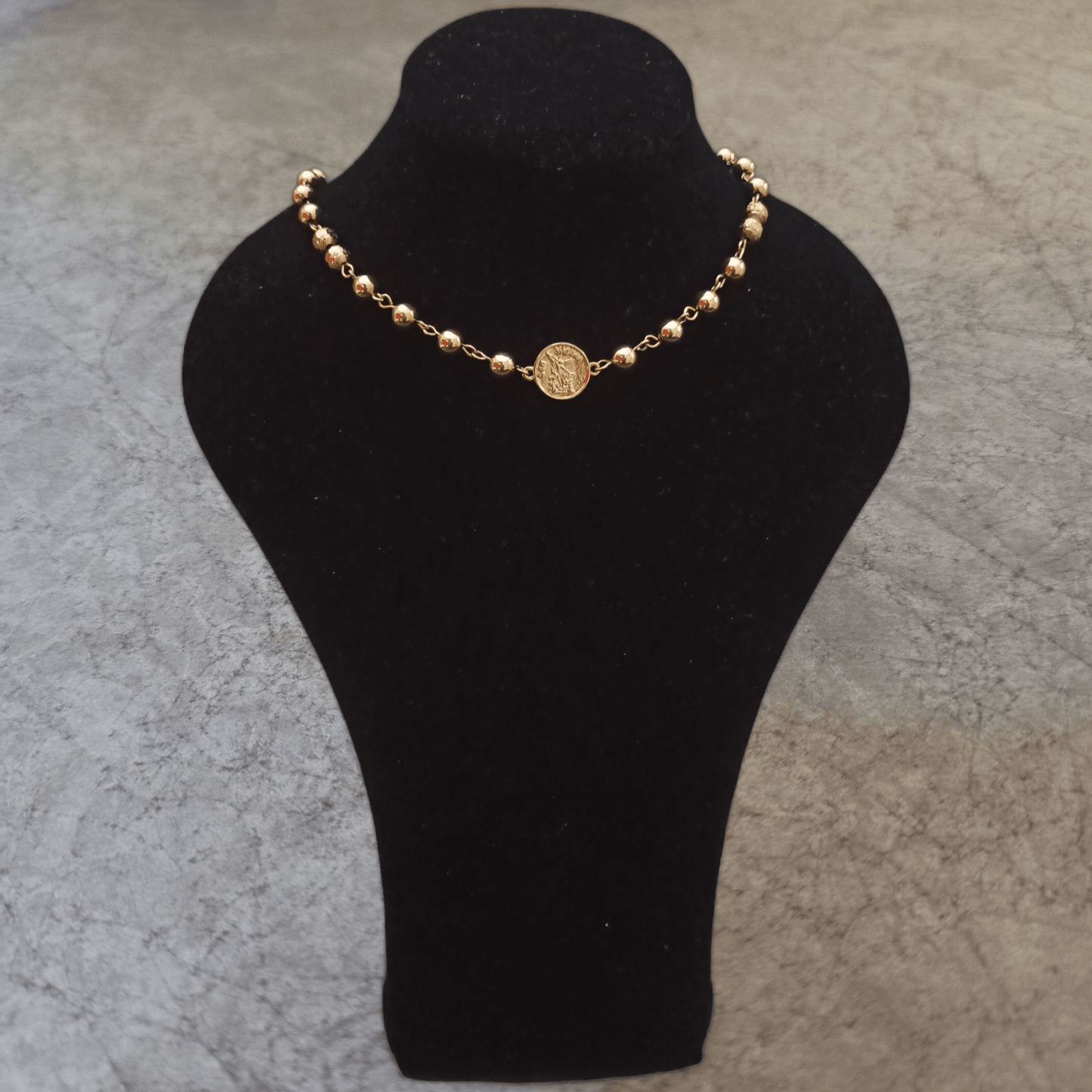 Cuello Exhibidor Pequeño