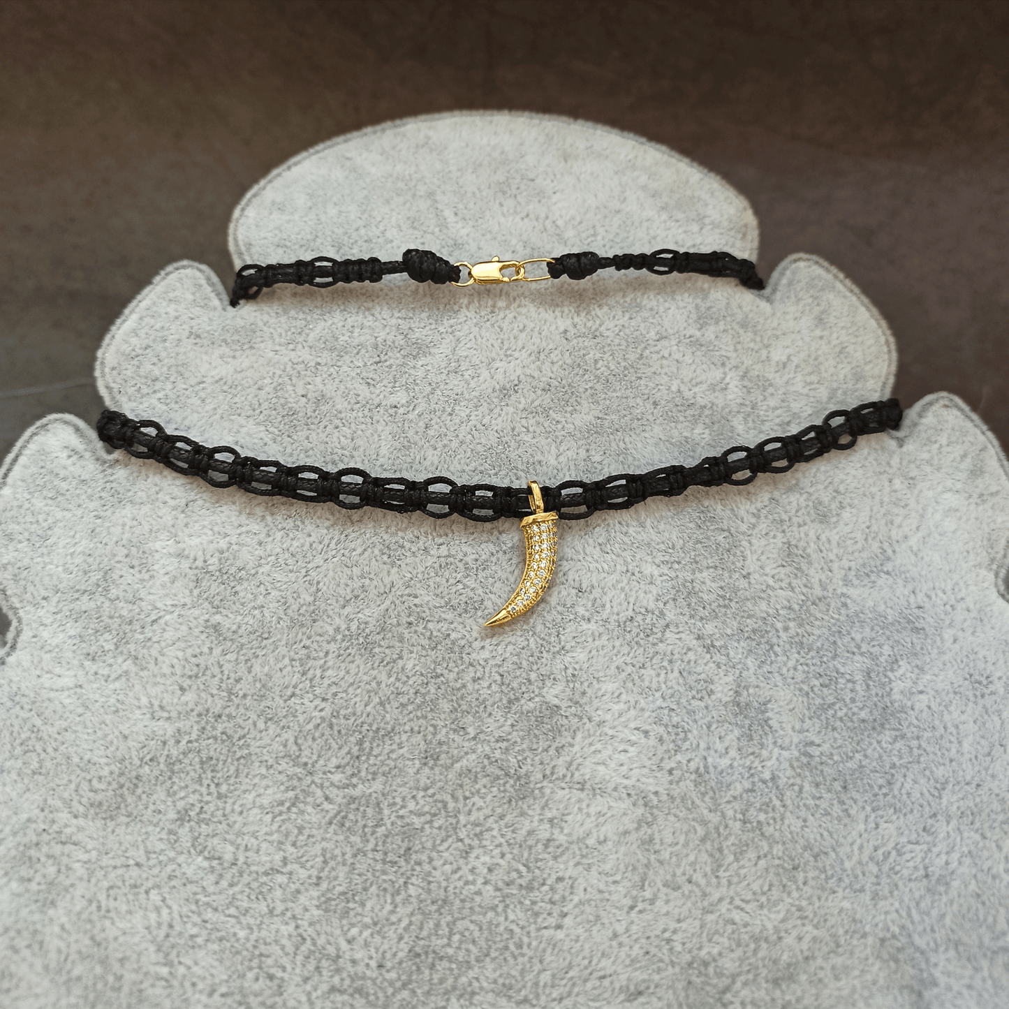 Gargantilla Colmillo Fuerza y Valentía - G23002