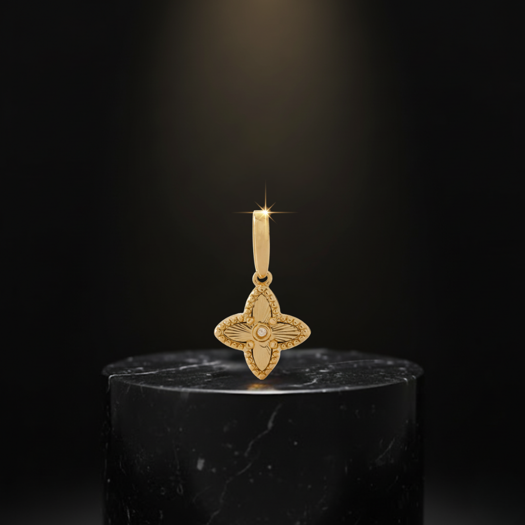 Dije Flor Estelar Trébol Lottus