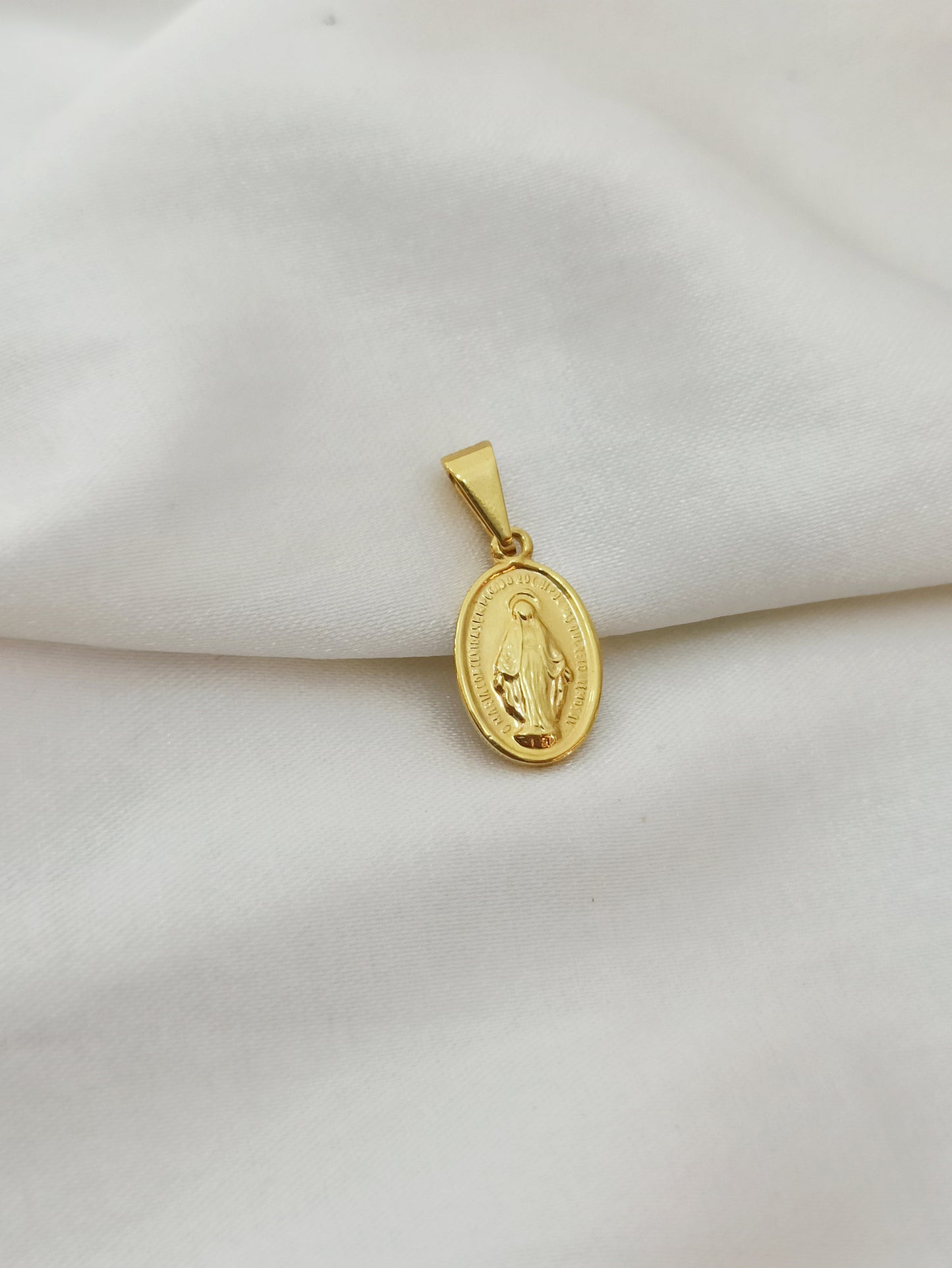 Dije Virgen Milagrosa Pequeña - J27463