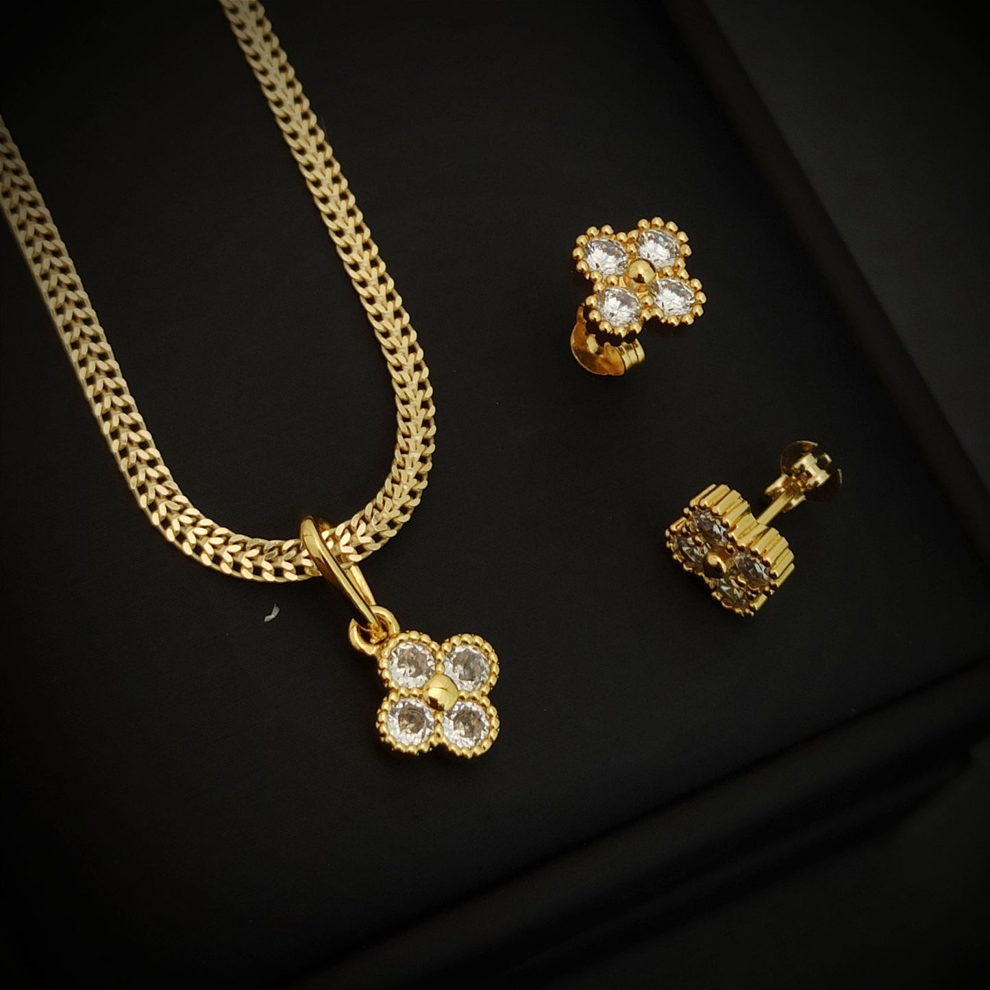 Juego Trebol Destello de Fortuna