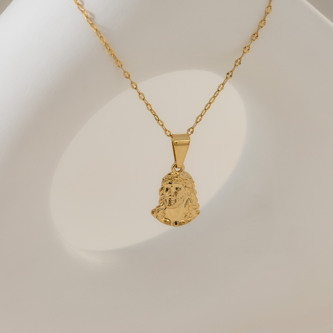 Dije Rostro de Jesús Clasico Mediano