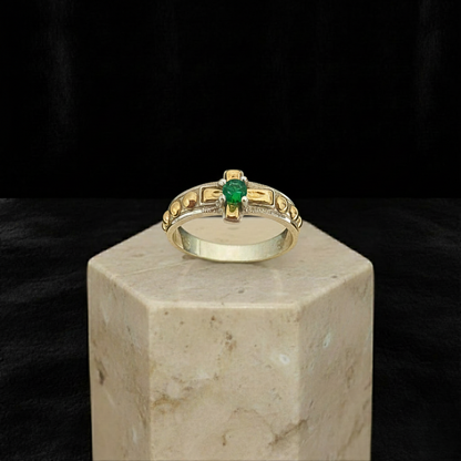 Anillo Cruz Denario Emerald