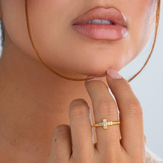 Anillo Cruz con Circones