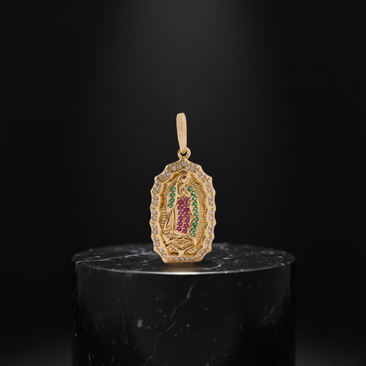 Dije Madre Guadalupe con Circonias