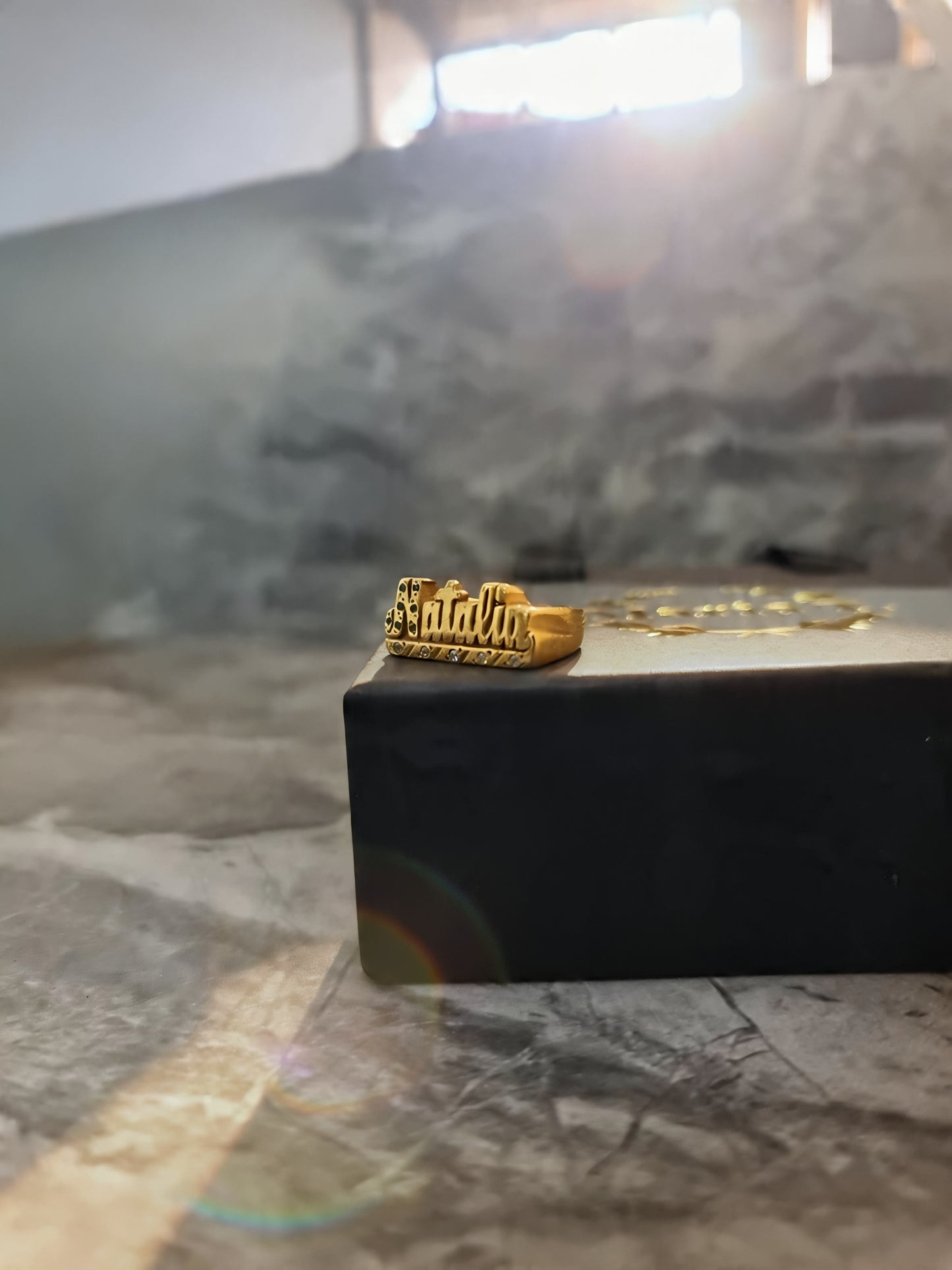 Anillo One Ego (LÍNEA PREMIUM) | Anillo Personalizado de Nombre en Oro 18K Laminado & Plata 925